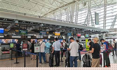 广州白云机场国内提前多久到(广州白云机场国内提前多久到航班)_https://www.hangfeite.com_科创板_第1张